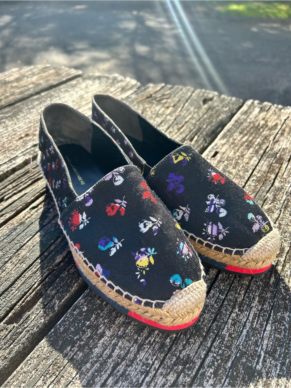 Diane Von Furstenberg Black Canvas Floral Loafers Espadrilles Platforms